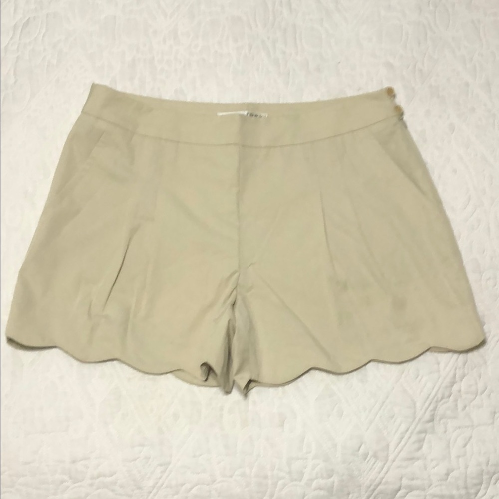 Trina Turk Cream Scallop Hem High Waist Shorts